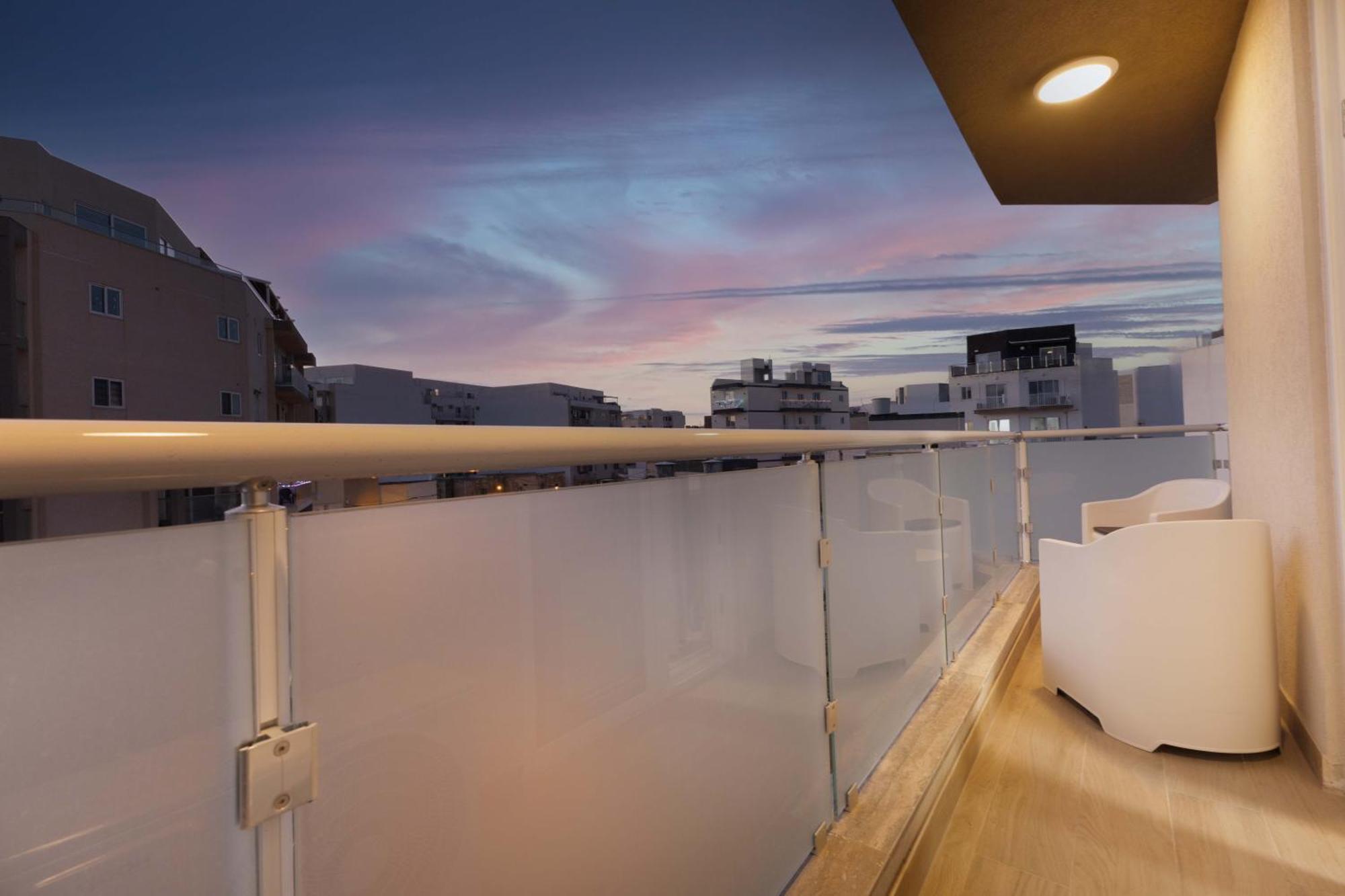 Luxurious & Spacious 2Bd Accomodation At The Podium - Yacht Marina Area, Close To Valletta Мсіда Екстер'єр фото
